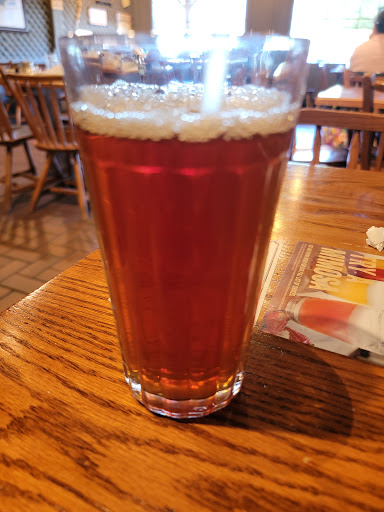 American Restaurant «Cracker Barrel Old Country Store», reviews and photos, 106 Marketplace Dr, Hampton, VA 23666, USA