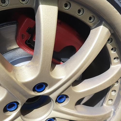 R&B Autopneuservis - Taxislužba