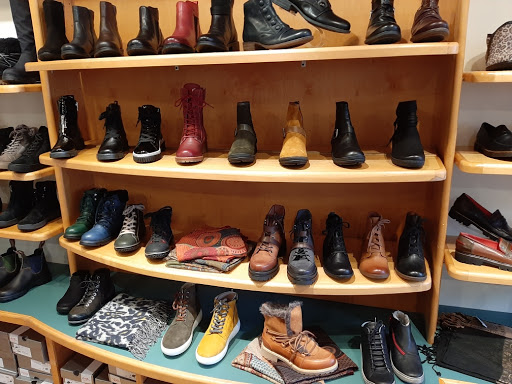 Shoe Store «FootStock», reviews and photos, 46 Main St, Concord, MA 01742, USA