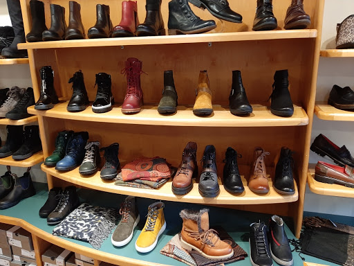 Shoe Store «FootStock», reviews and photos, 46 Main St, Concord, MA 01742, USA