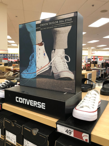 Shoe Store «Famous Footwear», reviews and photos, 3606 Metro Dr, Council Bluffs, IA 51501, USA