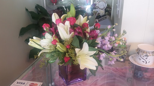 Florist «Talk of The Town Florist», reviews and photos, 38526 Co Rd 54 Suite 1, Zephyrhills, FL 33542, USA