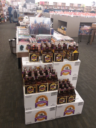 Used Book Store «2nd & Charles», reviews and photos, 1705 Mall of Georgia Blvd, Buford, GA 30519, USA