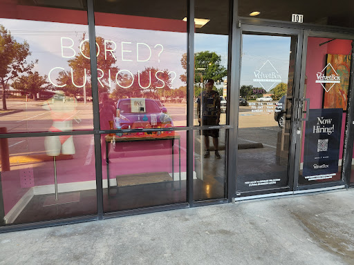 Lingerie Store «Velvet Box», reviews and photos, 413 E Round Grove Rd #101, Lewisville, TX 75067, USA