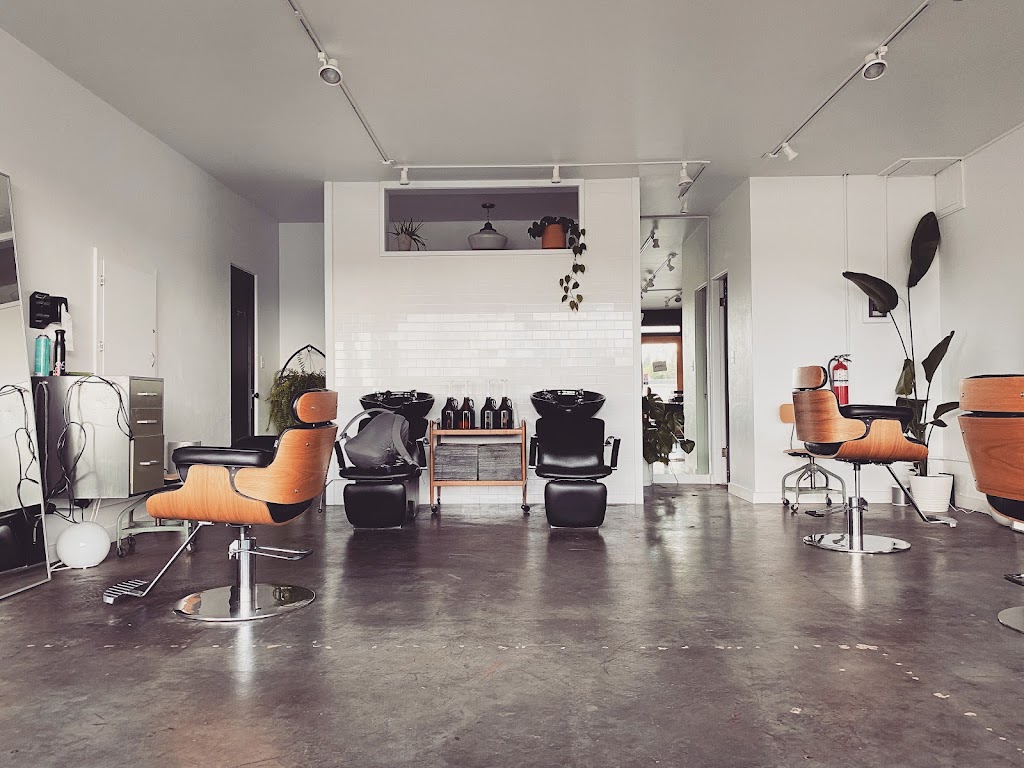 Charleston Cut Shop 98312