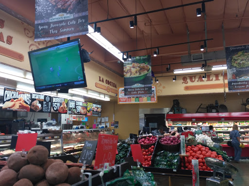 Grocery Store «Northgate Gonzalez Markets», reviews and photos, 710 W Chapman Ave, Placentia, CA 92870, USA