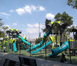 juegos infantiles Canal Río Churubusco Park photo