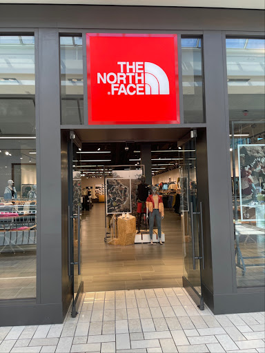 Clothing Store «The North Face», reviews and photos, 8080L Tysons Corner Center, Tysons, VA 22102, USA