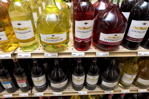 Liquor Store «Southgate Liquors», reviews and photos, 842 Suffield St, Agawam, MA 01001, USA