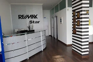 Remax - Star image