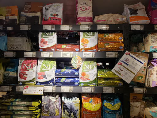 Pet Store «Critter Cabana», reviews and photos, 516 E 1st St, Newberg, OR 97132, USA