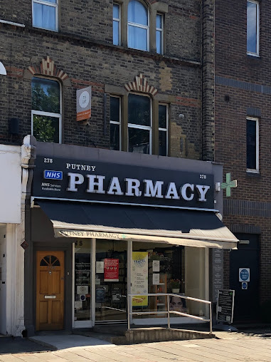 عيادة التطعيم صيدلية بوتني - Putney Pharmacy Vaccination Clinic