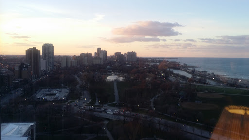 Department Store «Barneys New York, Chicago», reviews and photos, 15 E Oak St, Chicago, IL 60611, USA