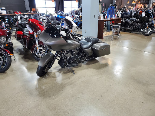 Motorcycle Dealer «Centennial Park Harley-Davidson», reviews and photos, 12477 Broad St SW, Pataskala, OH 43062, USA