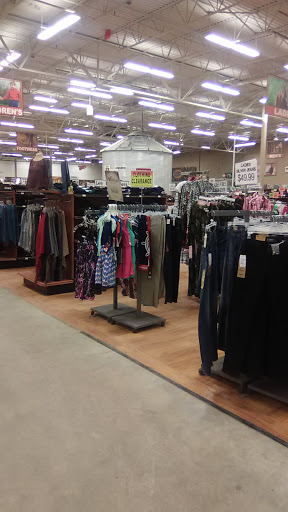 Sporting Goods Store «Big R Store of Marion», reviews and photos, 1401 W 26th St, Marion, IN 46953, USA