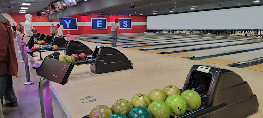 Bowling Alley «AMF Dale City Lanes», reviews and photos, 4304 Dale Blvd, Woodbridge, VA 22193, USA