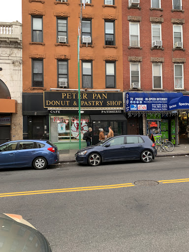 Donut Shop «Peter Pan Donut & Pastry Shop», reviews and photos, 727 Manhattan Ave, Brooklyn, NY 11222, USA
