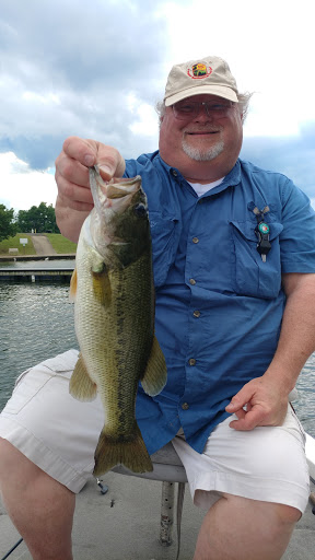 Boat Dealer «Lake Country Marine», reviews and photos, 13721 Anna Point Ln, Mineral, VA 23117, USA