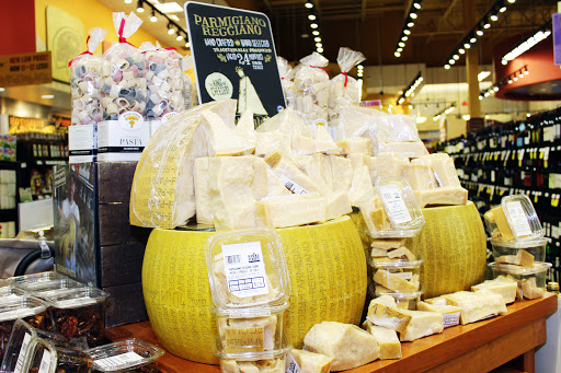 Grocery Store «Whole Foods Market», reviews and photos, 11701 Lake Victoria Gardens Ave, Palm Beach Gardens, FL 33410, USA