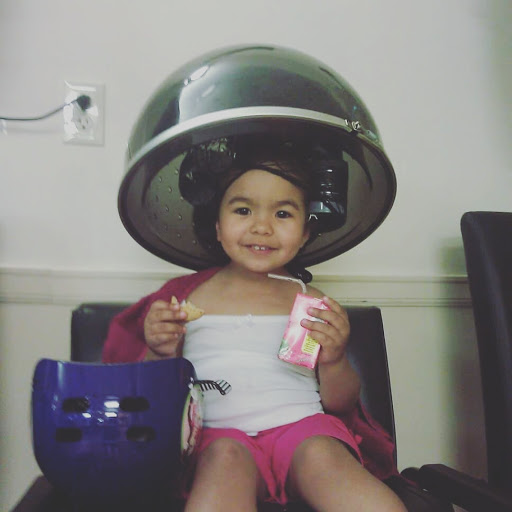 Beauty Salon «Saharas Doobie Beauty Salon», reviews and photos, 1529 E State St, Trenton, NJ 08609, USA