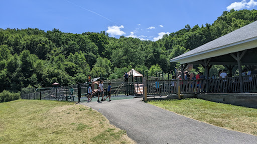 Park «Bethany Veterans Memorial Park», reviews and photos, 265 Beacon Rd, Bethany, CT 06524, USA