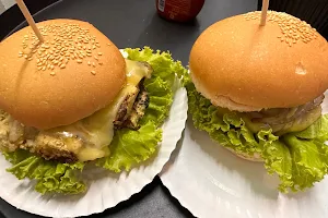 Tao’s Burgers image