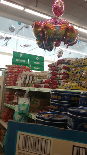 Dollar Store «Dollar Tree», reviews and photos, 1321 Marvin Rd NE, Lacey, WA 98516, USA