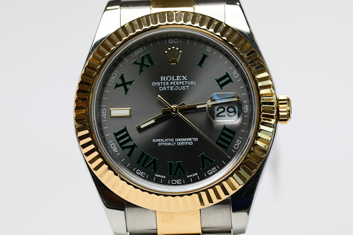 Jewelry Store «Exquisite Jewelers», reviews and photos, 9565 NW 41st St, Doral, FL 33178, USA