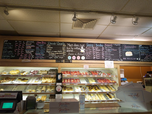 Bakery «Yum Yum Bake Shop», reviews and photos, 1461 W Broad St, Quakertown, PA 18951, USA