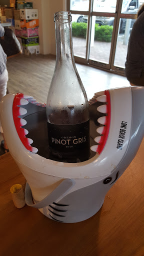 Oyster Bar Restaurant «Triton Craft Beer and Oyster Bar», reviews and photos, 308 Centre St, Beach Haven, NJ 08008, USA