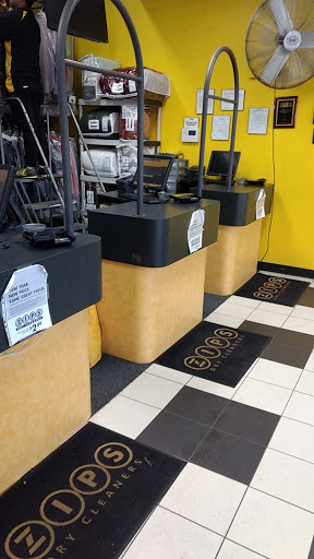 Dry Cleaner «ZIPS Dry Cleaners», reviews and photos, 3930 Fettler Park Dr, Dumfries, VA 22025, USA