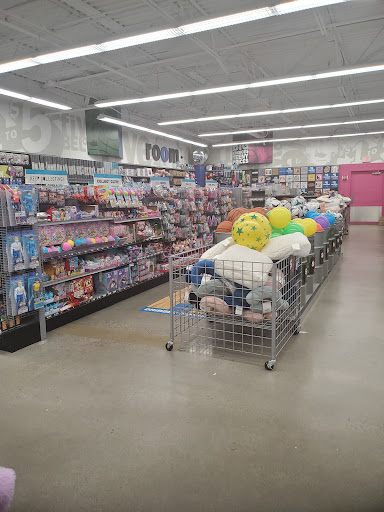 Variety Store «Five Below», reviews and photos, 7591 North Point Pkwy #800, Alpharetta, GA 30022, USA