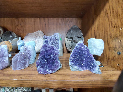 Rock Shop «Back Country Jewelry Rocks», reviews and photos, 157 Sacramento St # B, Auburn, CA 95603, USA