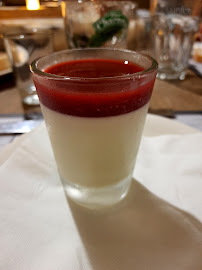 Panna cotta du Restaurant italien Restaurant Vapiano Saint Denis - n°4