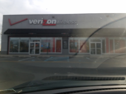 Cell Phone Store «Verizon», reviews and photos, 1020 Cozzens Ln, North Brunswick Township, NJ 08902, USA