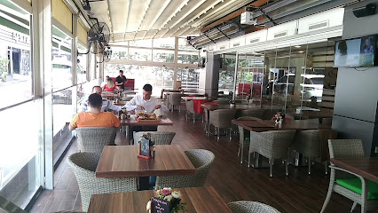 Ellade Restoran&Cafe