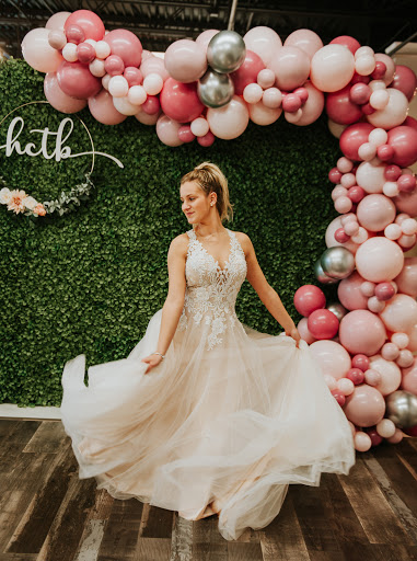 Bridal Shop «Here Comes the Bride», reviews and photos, 190 N Swift Rd, Addison, IL 60101, USA