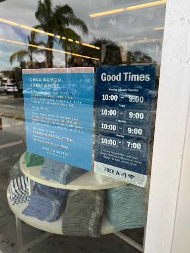 Clothing Store «Old Navy», reviews and photos, 2100 S University Dr, Davie, FL 33324, USA