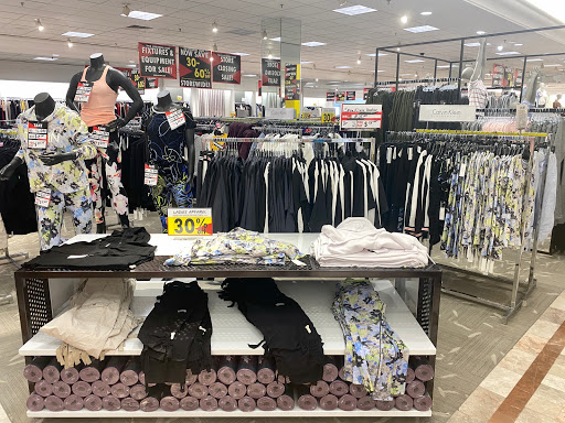 Department Store «Lord & Taylor», reviews and photos, 1701 Sunrise Hwy, Bay Shore, NY 11706, USA