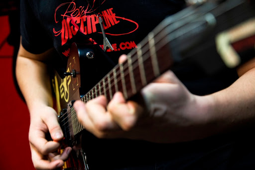 Nauka gry na gitarze Warszawa - Rock Discipline