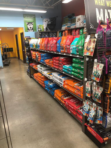 Pet Supply Store «Unleashed by Petco», reviews and photos, 81 7th Ave, Brooklyn, NY 11217, USA