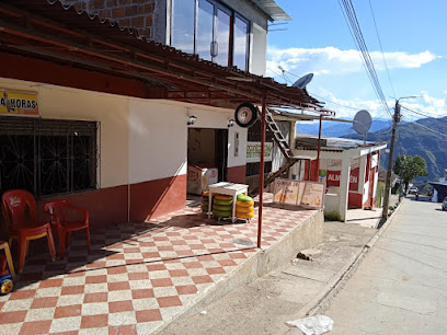 Gastro-Bar *El Garaje De Lau - Calle 2 #7 - 27, Nataga, Huila, Colombia