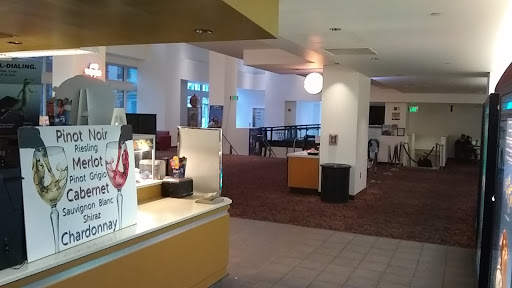 Movie Theater «Regal Cinemas Fox Tower 10», reviews and photos, 846 SW Park Ave, Portland, OR 97205, USA