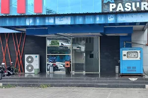 New Star Cineplex Pasuruan image