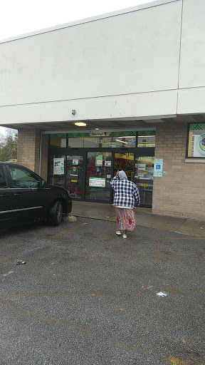 Dollar Store «Dollar Tree», reviews and photos, 15901 S Wood St, Harvey, IL 60426, USA