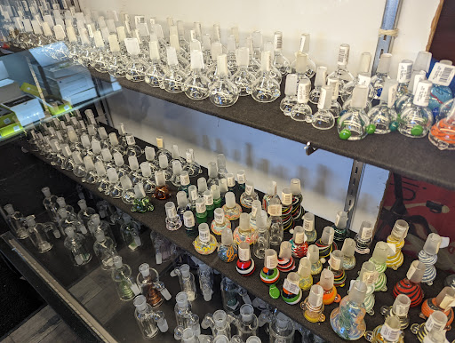 Tobacco Shop «Wild Side Smoke Shop», reviews and photos, 109 W 7th St, Bloomington, IN 47404, USA