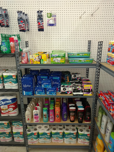 Flea Market «Traderbakers Flea Market», reviews and photos, 2080 Burton Ln, Martinsville, IN 46151, USA