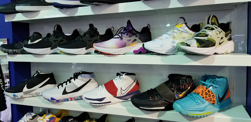 Shoe Store «Shiekh Shoes», reviews and photos, 4502 S Steele St #331a, Tacoma, WA 98409, USA