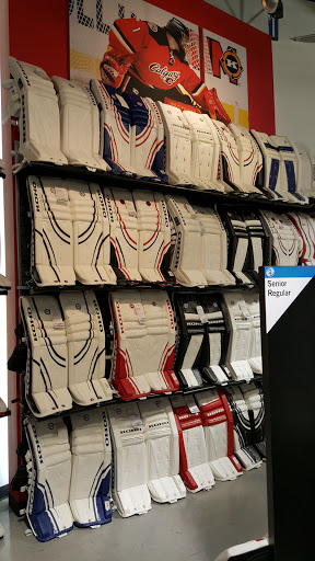 Sporting Goods Store «MonkeySports Superstore Norwood», reviews and photos, 949 Providence Hwy, Norwood, MA 02062, USA