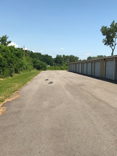 Self-Storage Facility «ROC Self Storage», reviews and photos, 30 Thruway Park Dr, West Henrietta, NY 14586, USA
